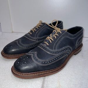 Allen Edmonds Wingtip Oxford dress shoes